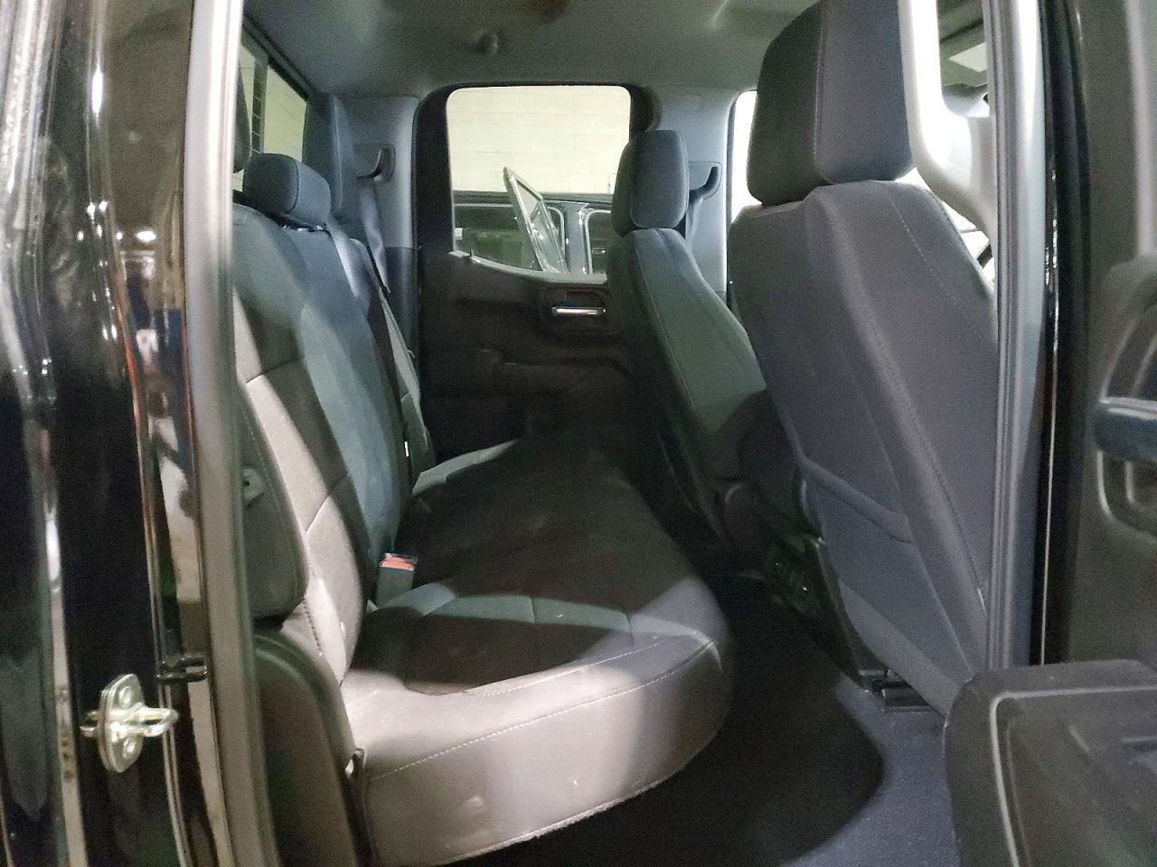 2020 CHEVROLET SILVERADO K1500 LT photo 19