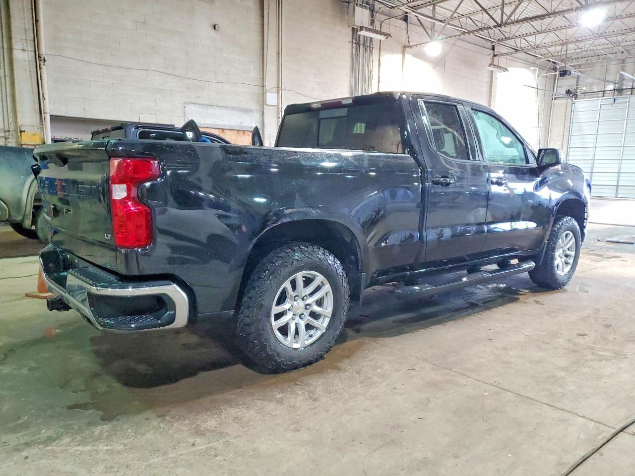 2020 CHEVROLET SILVERADO K1500 LT photo 5