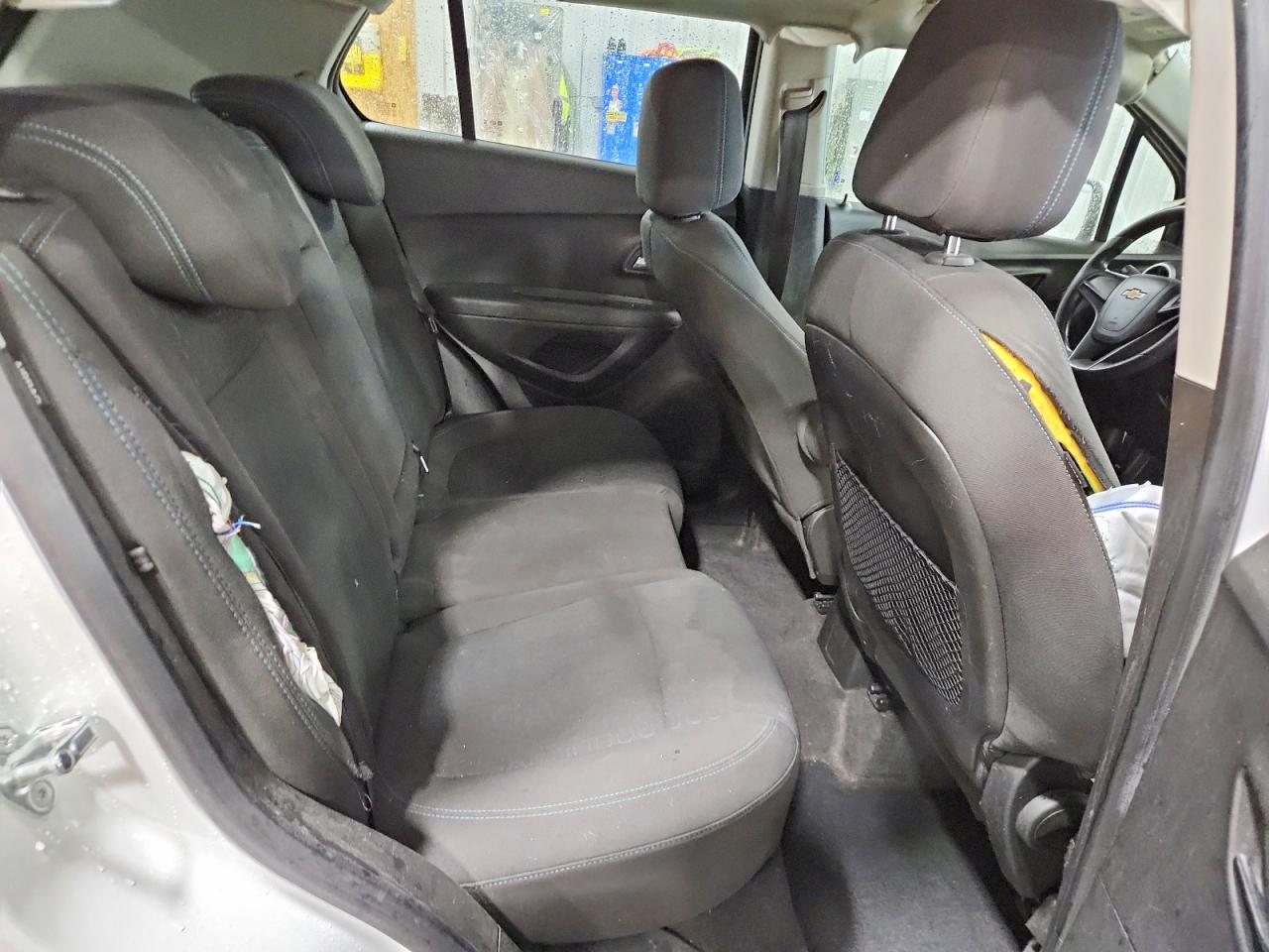 2015 CHEVROLET TRAX LS photo 10