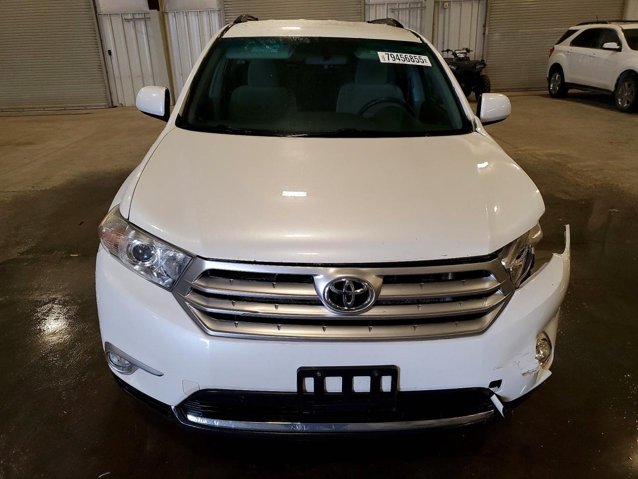 2011 TOYOTA HIGHLANDER BASE photo 9