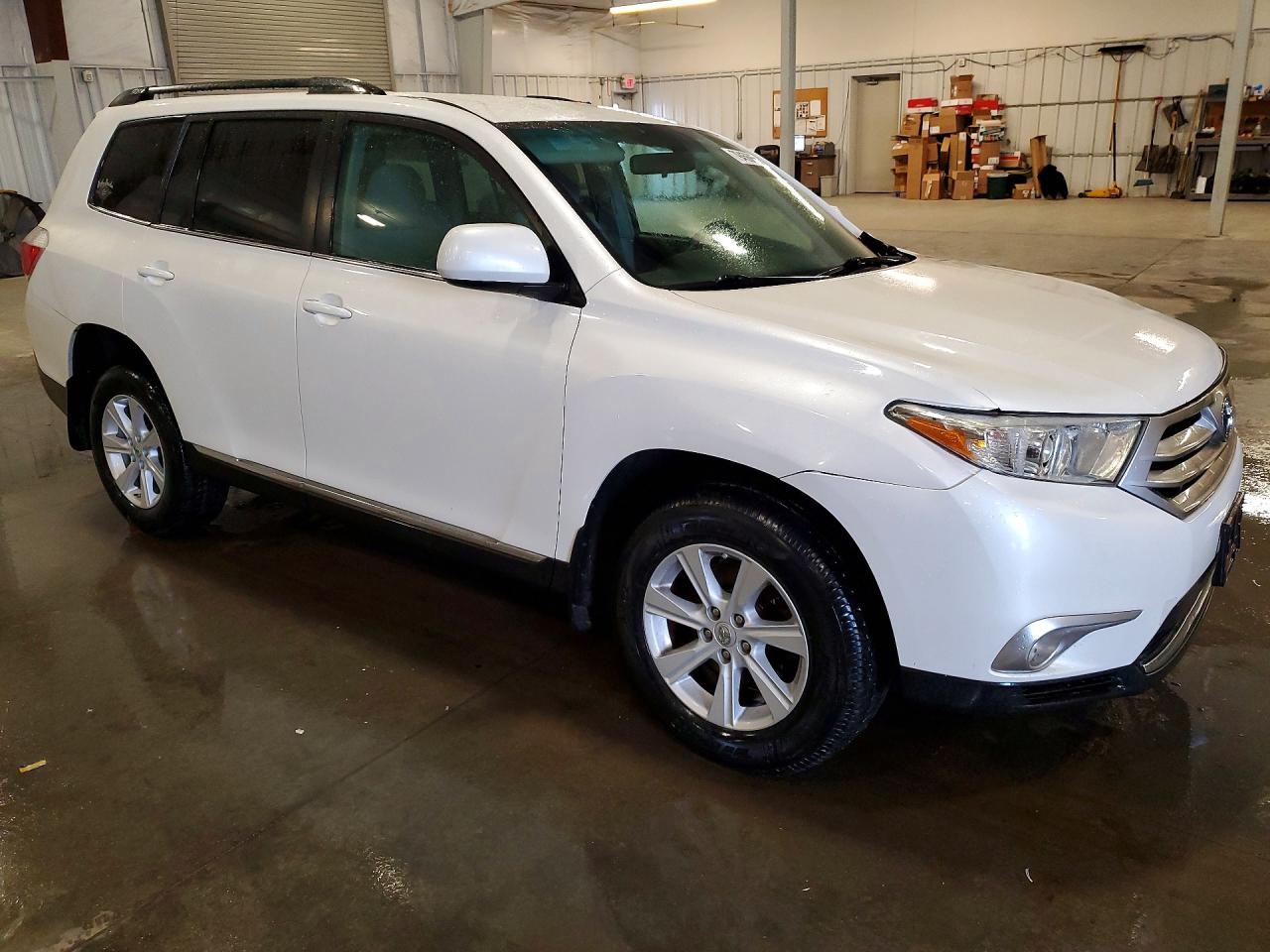 2011 TOYOTA HIGHLANDER BASE photo 7