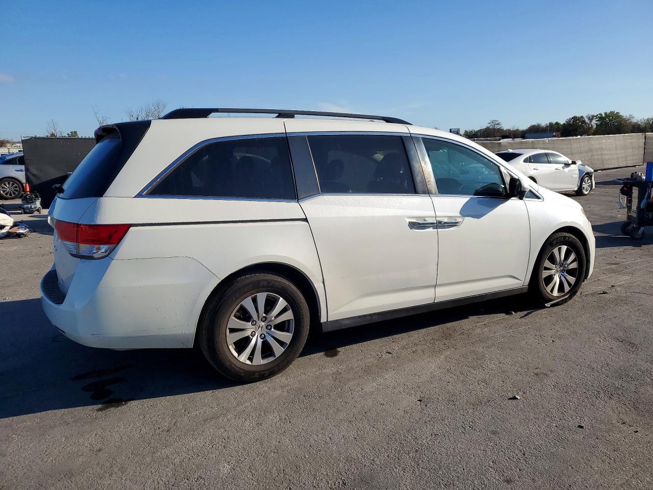 2014 HONDA ODYSSEY EXL photo 3