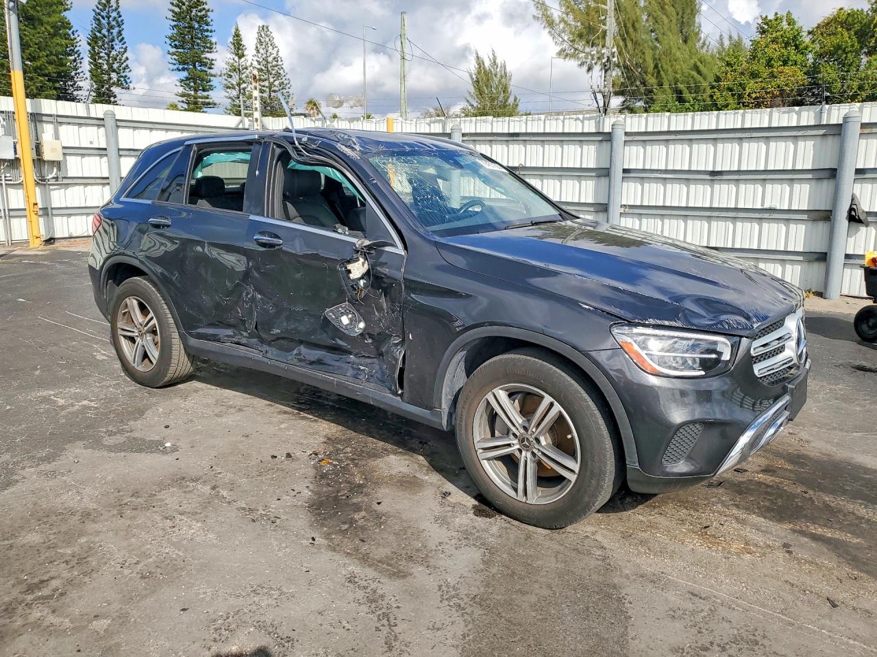 2020 MERCEDES-BENZ GLC 300 photo 4