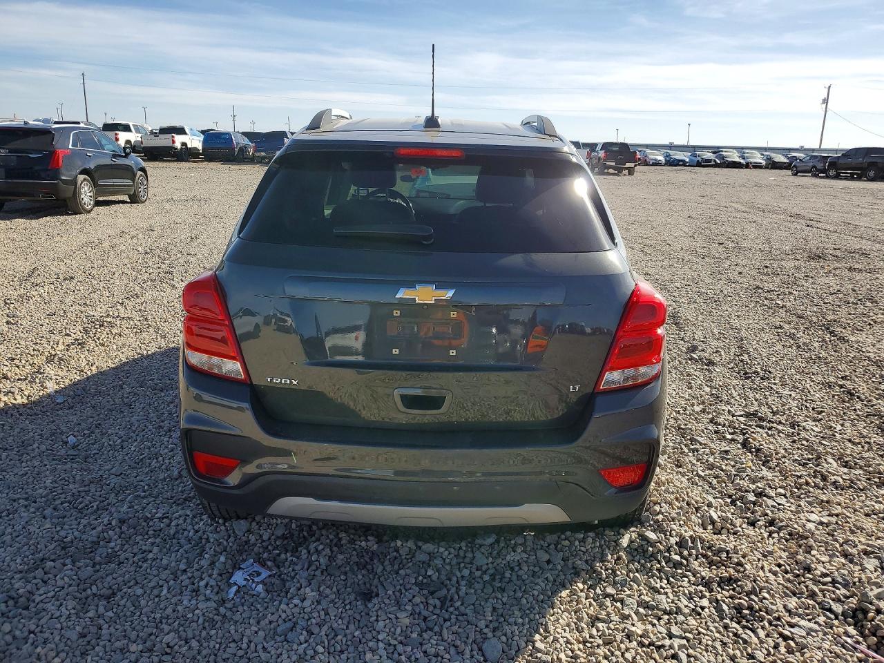 2019 CHEVROLET TRAX 1LT photo 6