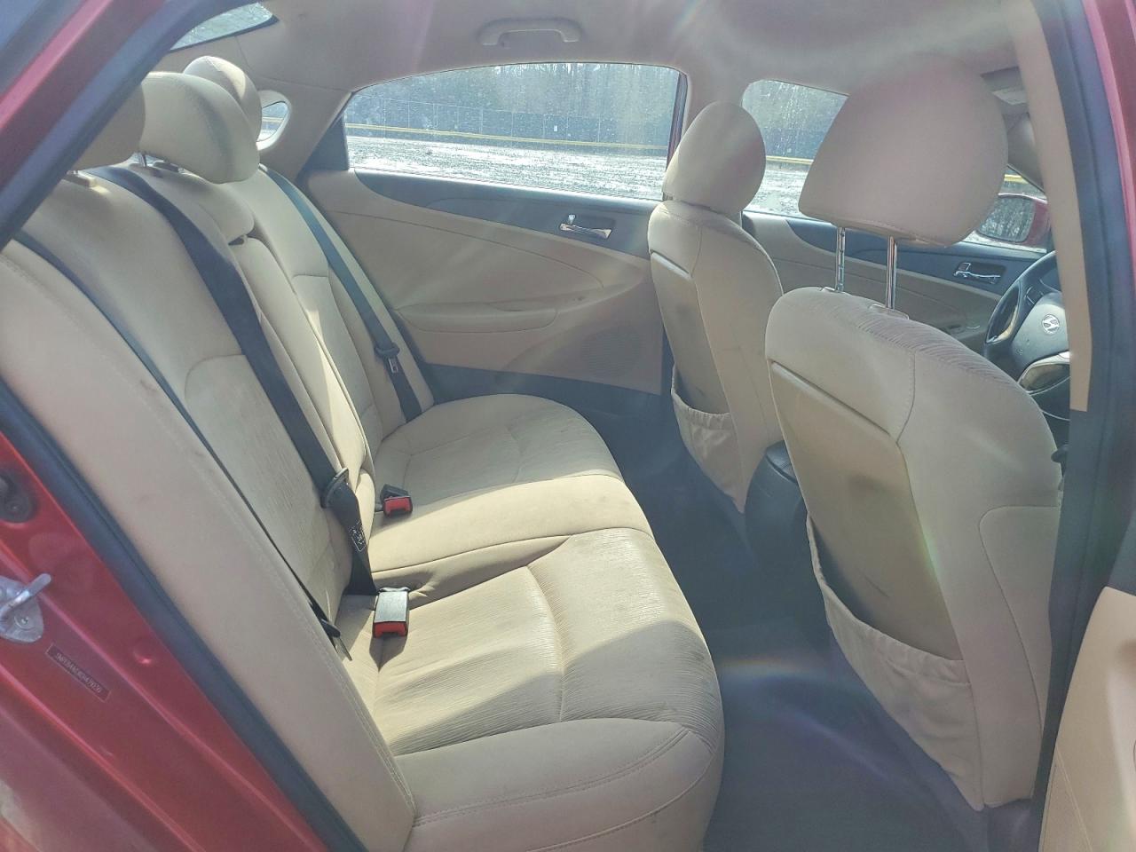 2012 HYUNDAI SONATA GLS photo 10