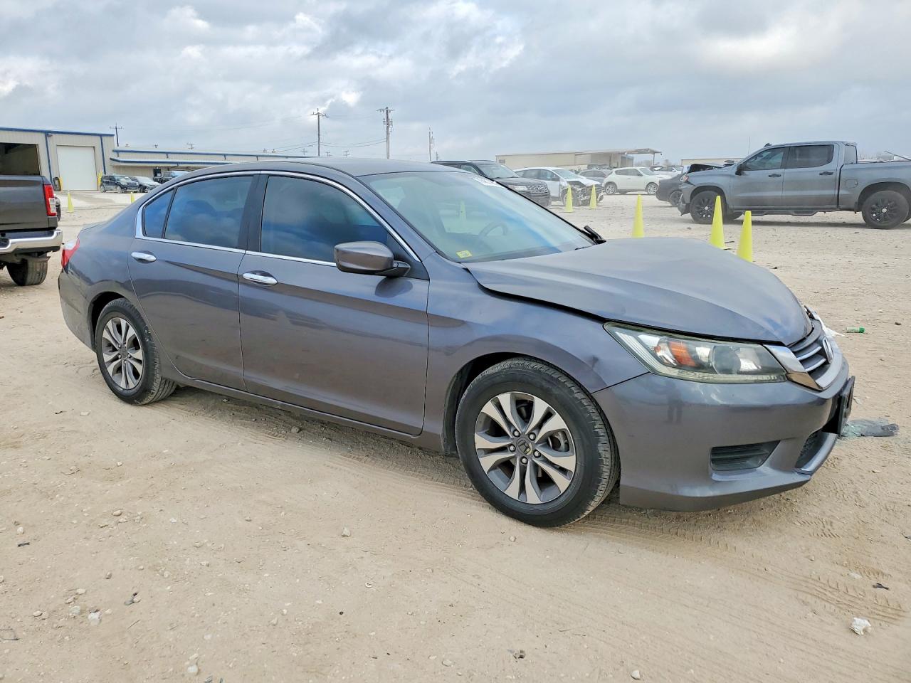 2013 HONDA ACCORD LX photo 7