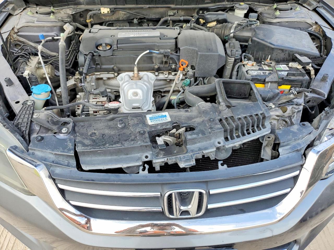 2013 HONDA ACCORD LX photo 21