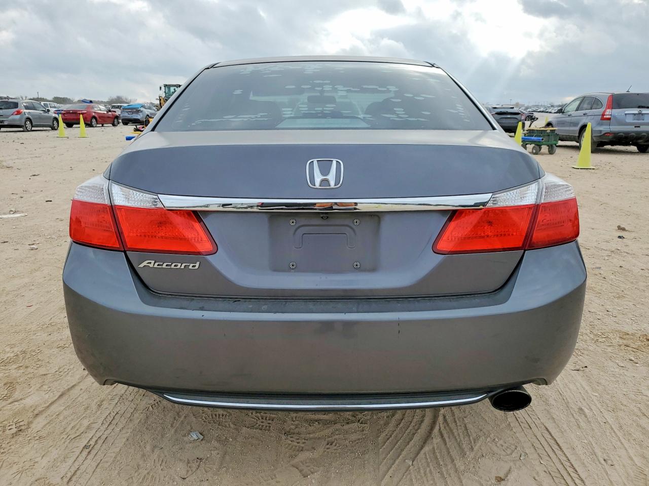 2013 HONDA ACCORD LX photo 11