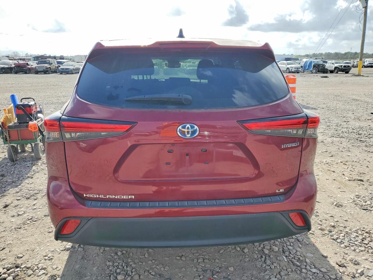 2022 TOYOTA HIGHLANDER HYBRID photo 11