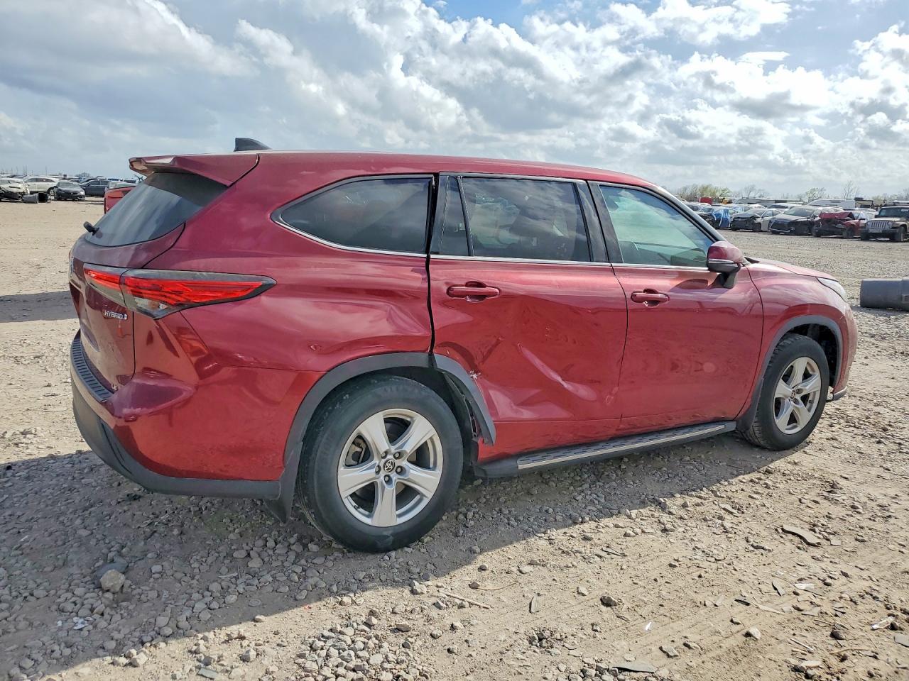 2022 TOYOTA HIGHLANDER HYBRID photo 5