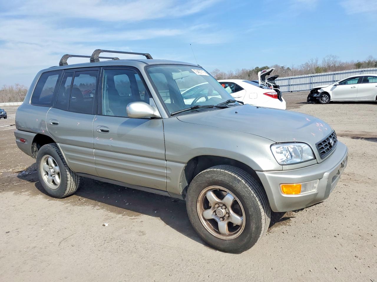 2000 TOYOTA RAV4 BASE photo 7