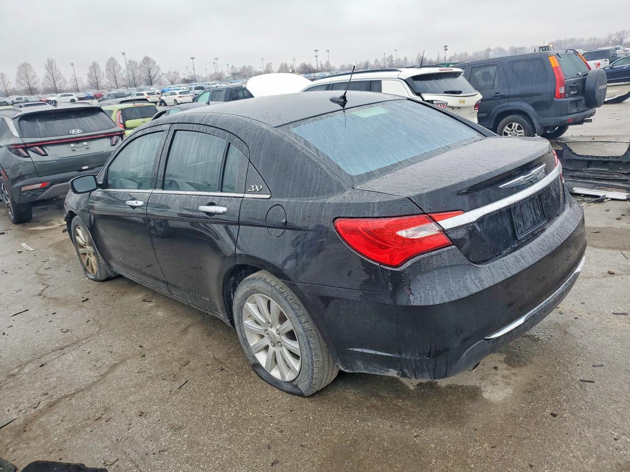 2013 CHRYSLER 200 LIMITED photo 4
