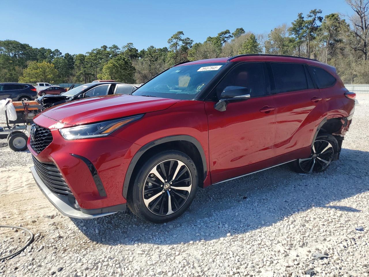 2022 TOYOTA HIGHLANDER