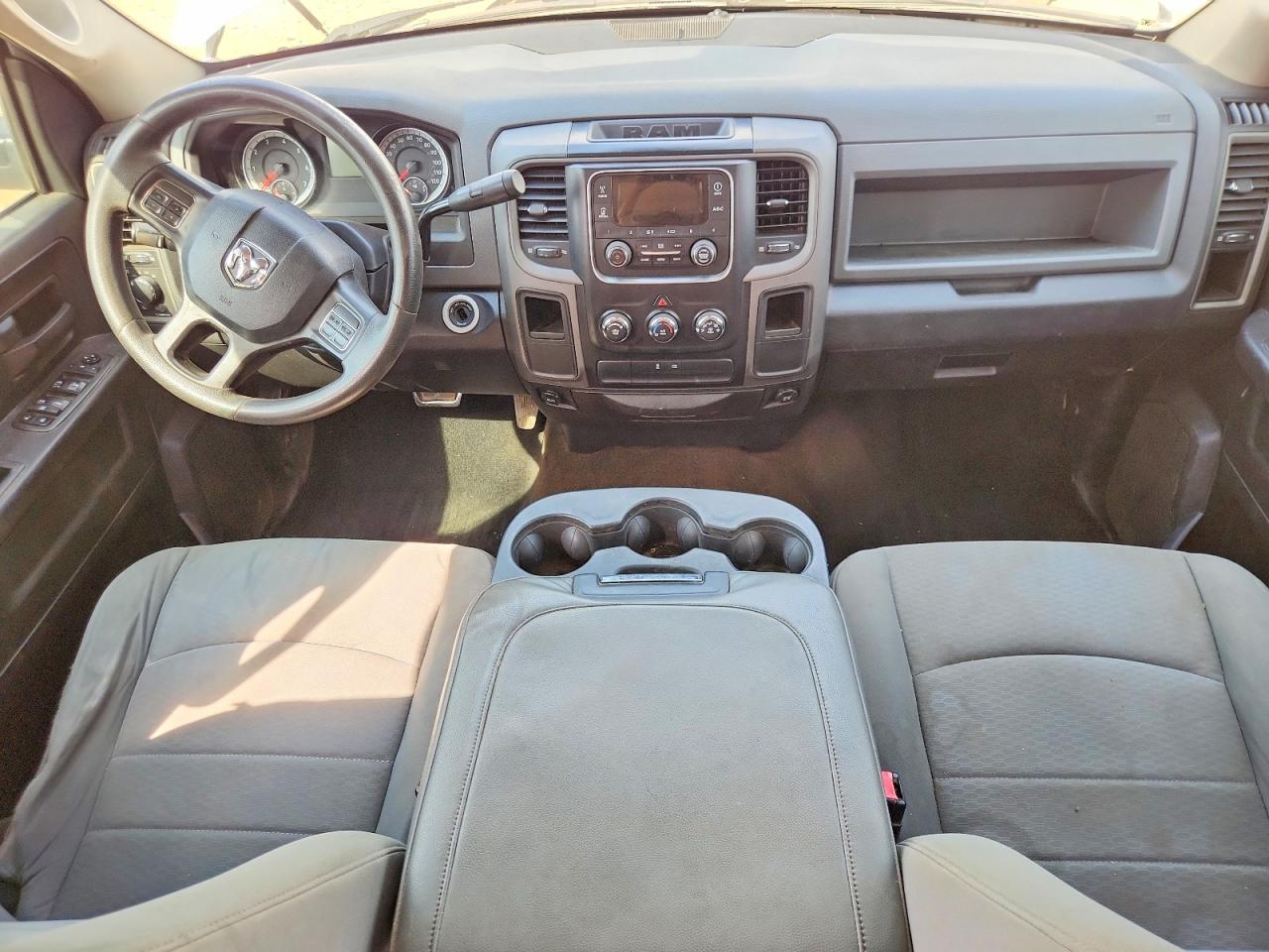 2013 RAM 1500 ST photo 8