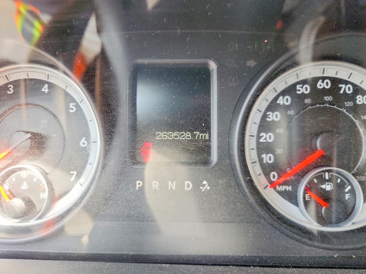 2013 RAM 1500 ST photo 9