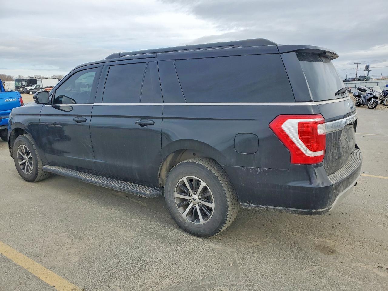 2019 FORD EXPEDITION MAX XLT photo 4