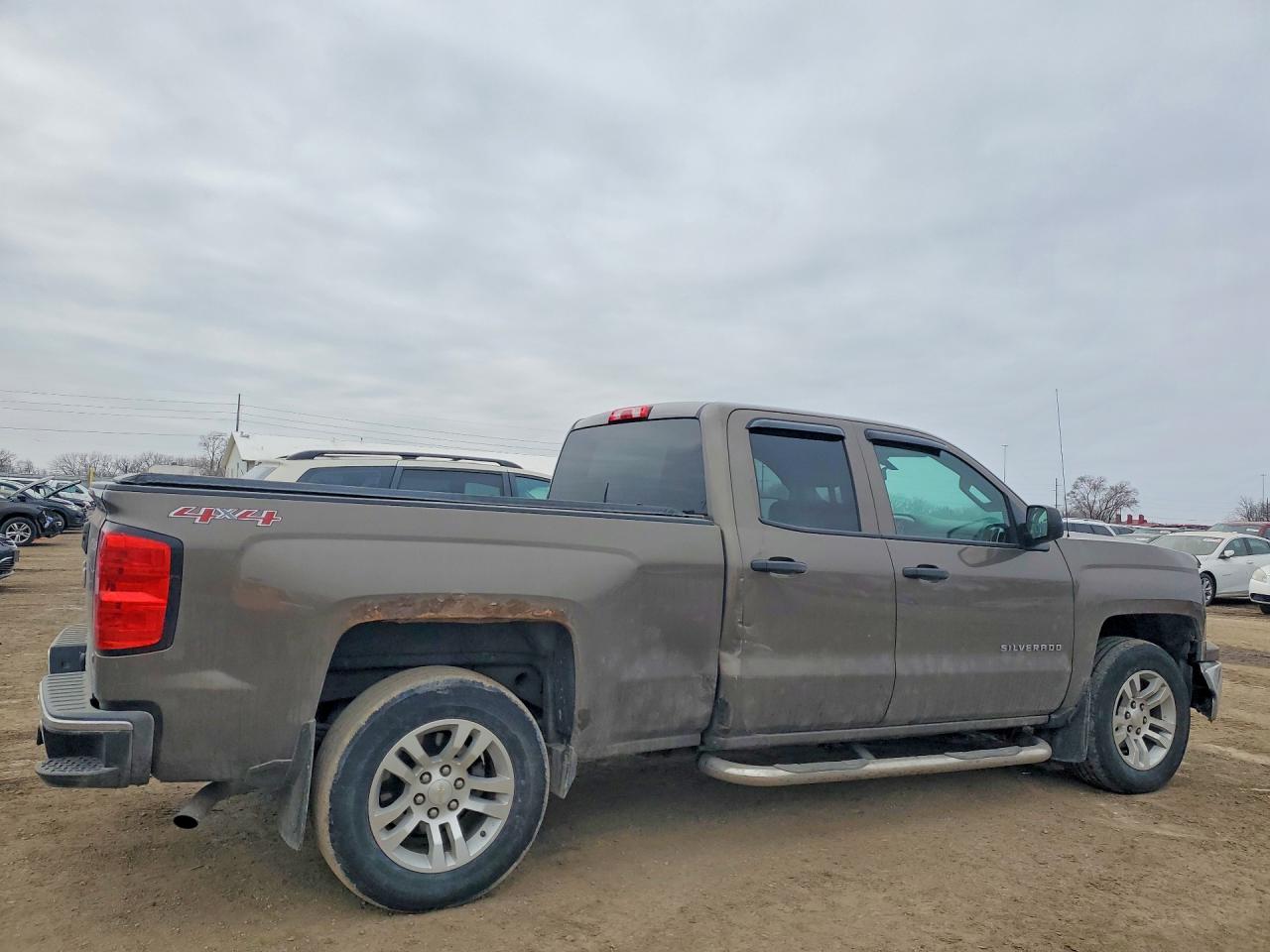 2014 CHEVROLET SILVERADO K1500 LT photo 3