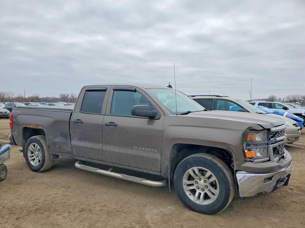 2014 CHEVROLET SILVERADO K1500 LT photo 4