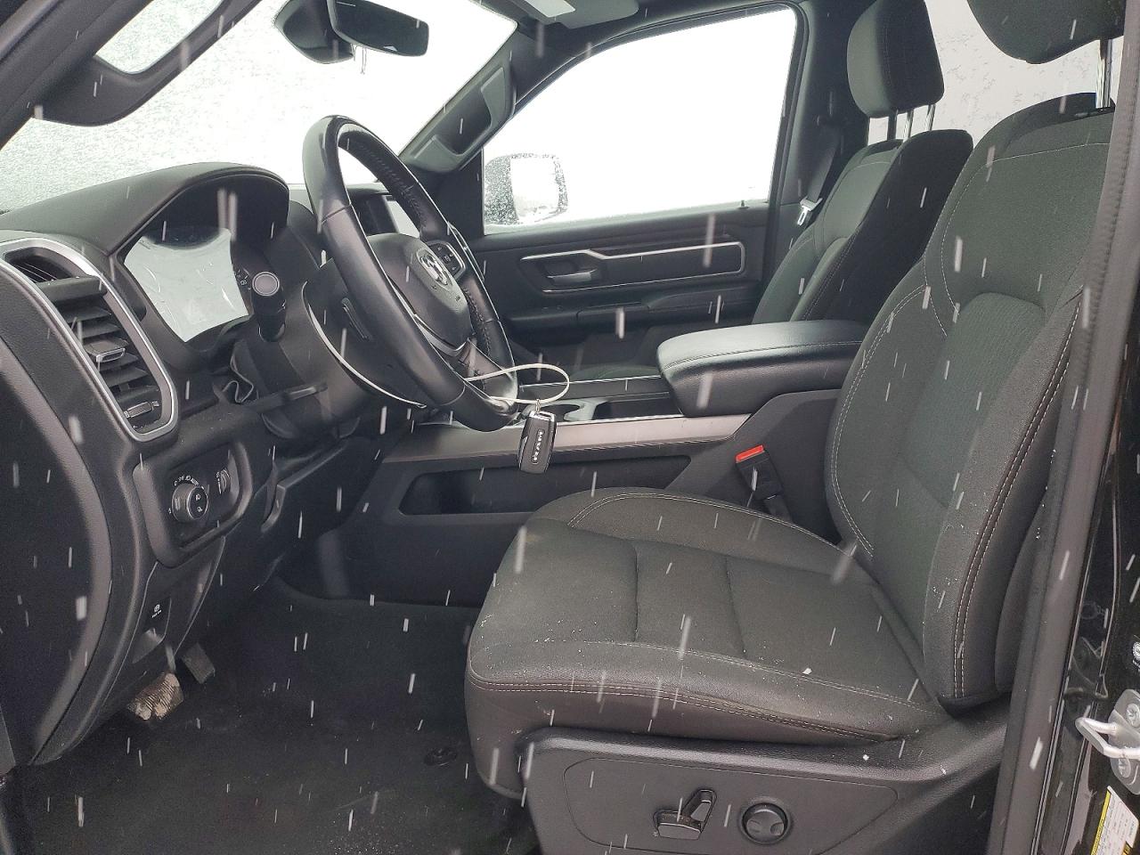 2023 RAM 1500 BIG HORN photo 19