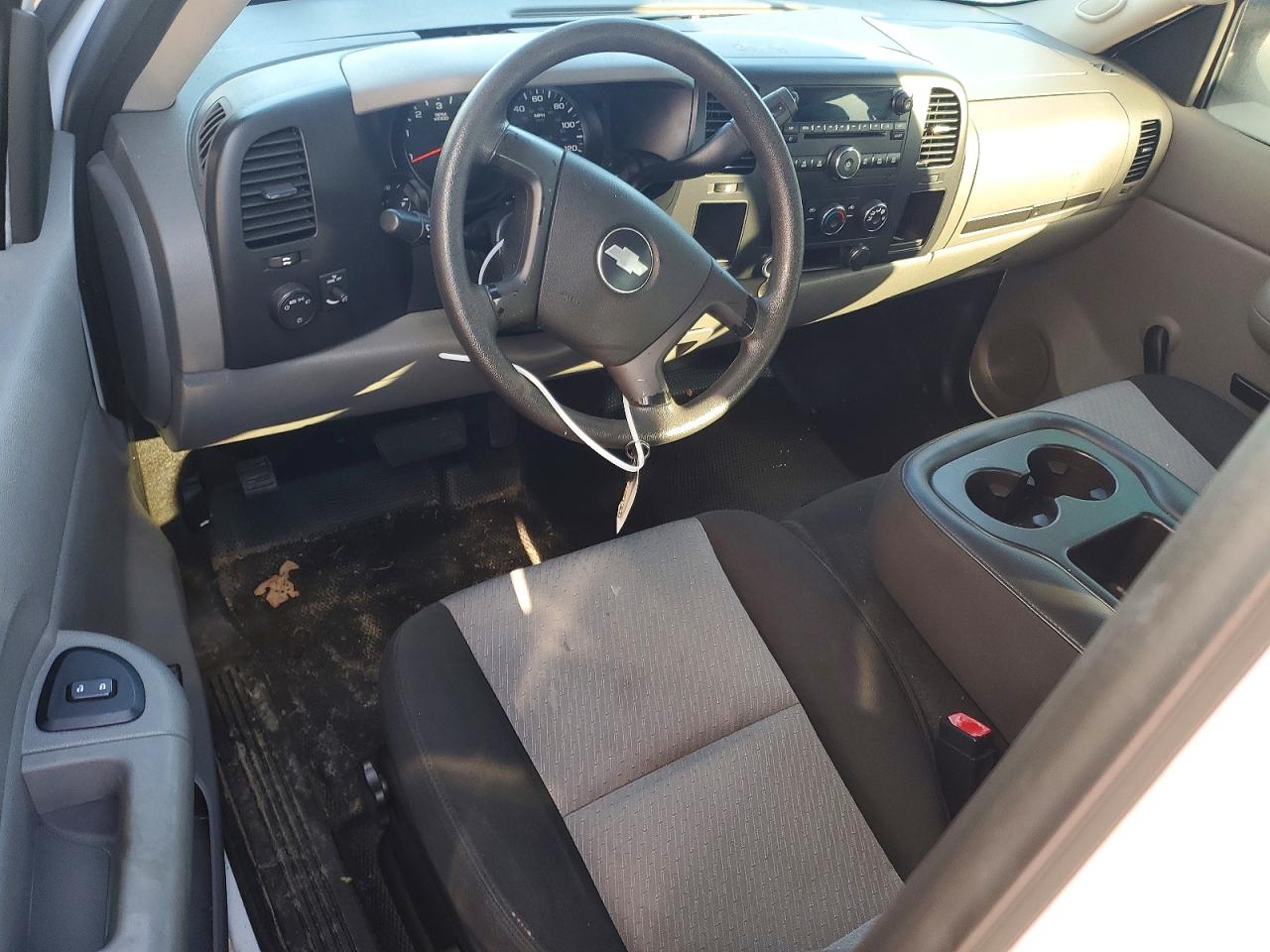 2009 CHEVROLET SILVERADO C1500 photo 8