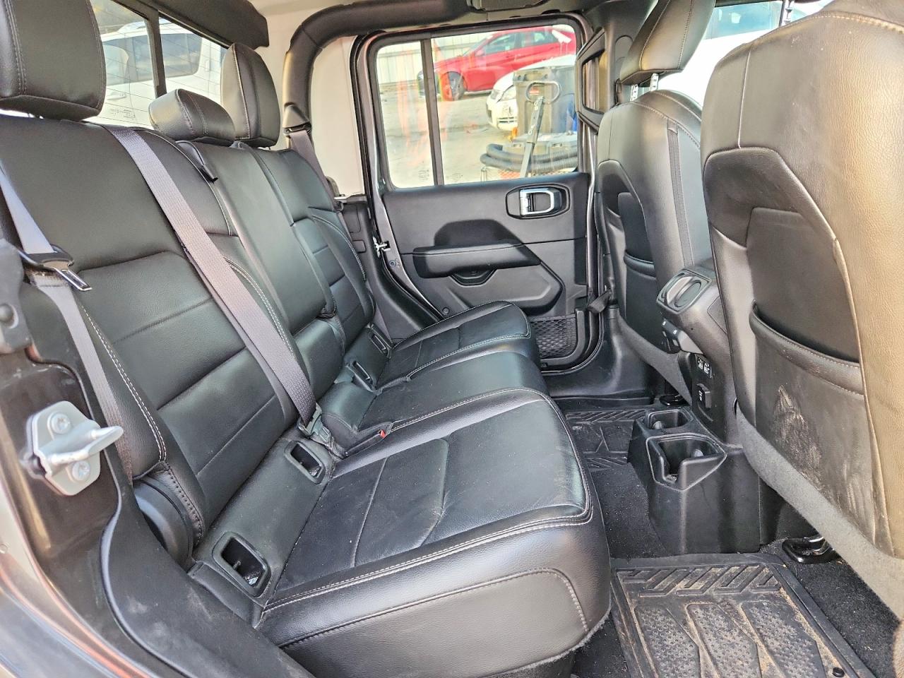 2021 JEEP GLADIATOR OVERLAND photo 10