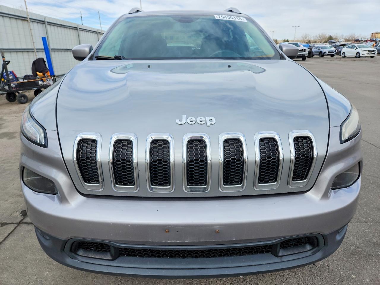 2016 JEEP CHEROKEE LATITUDE photo 13