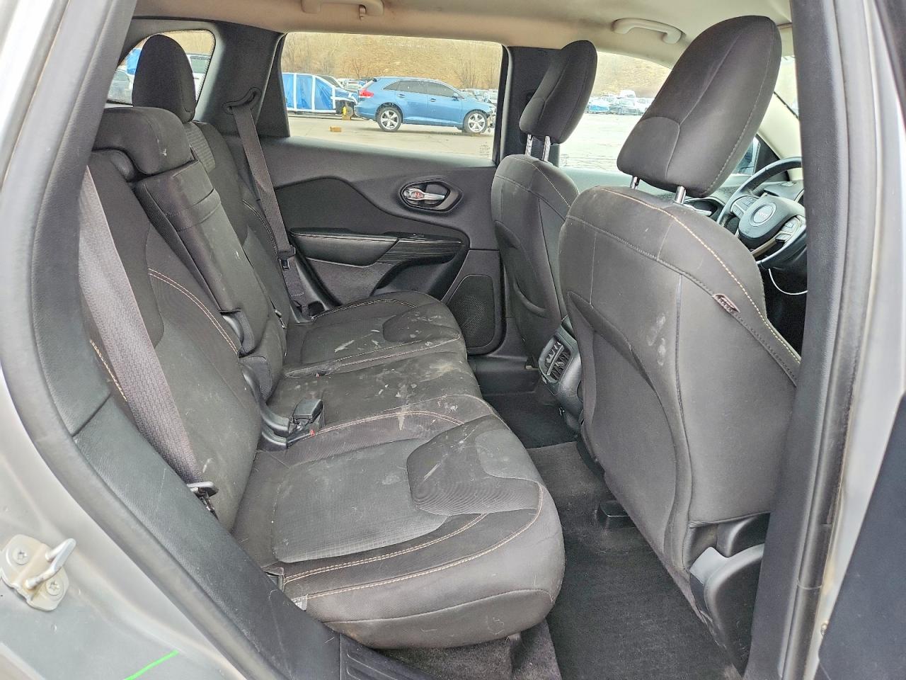 2016 JEEP CHEROKEE LATITUDE photo 31