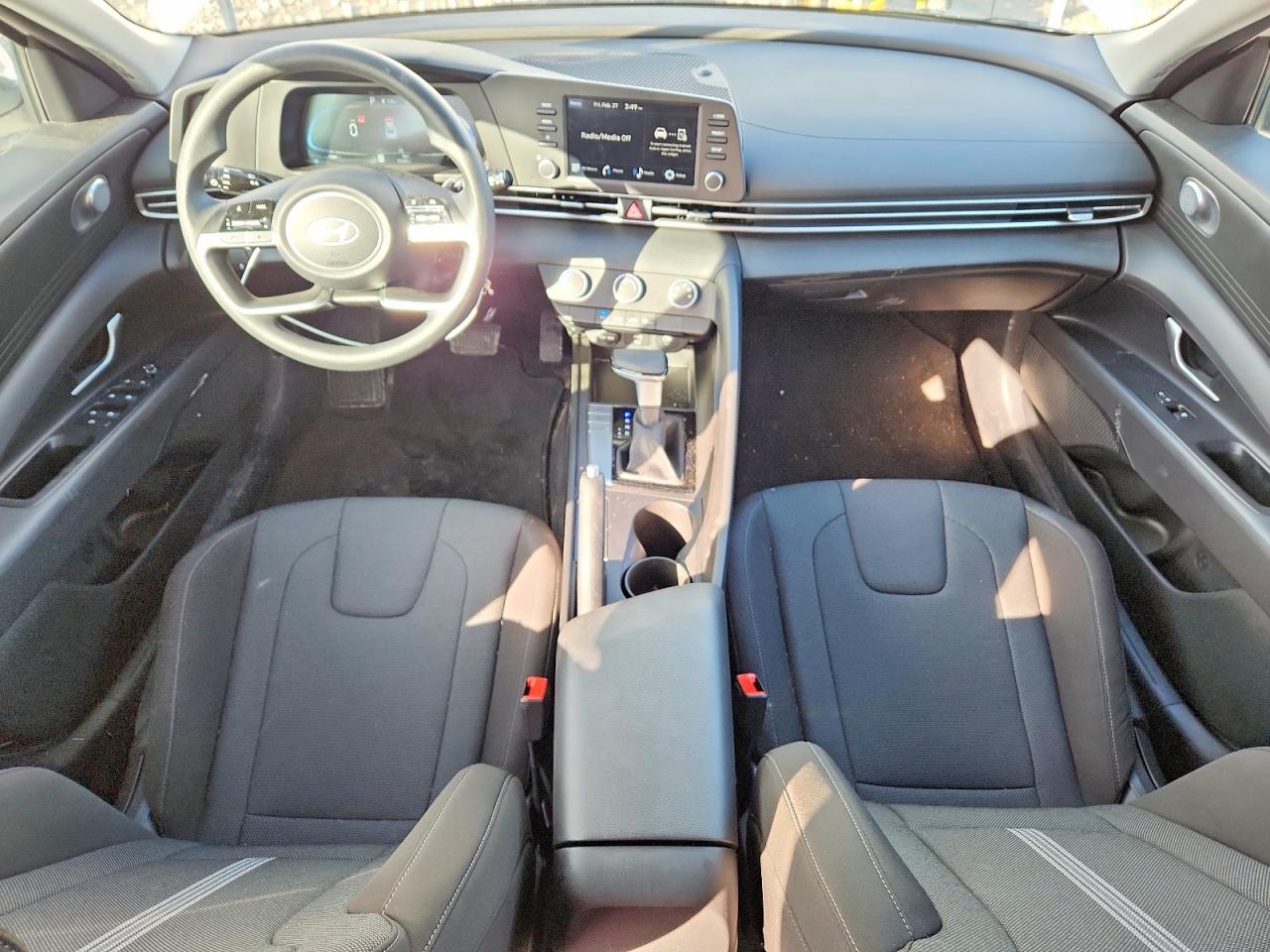 2024 HYUNDAI ELANTRA SE photo 15