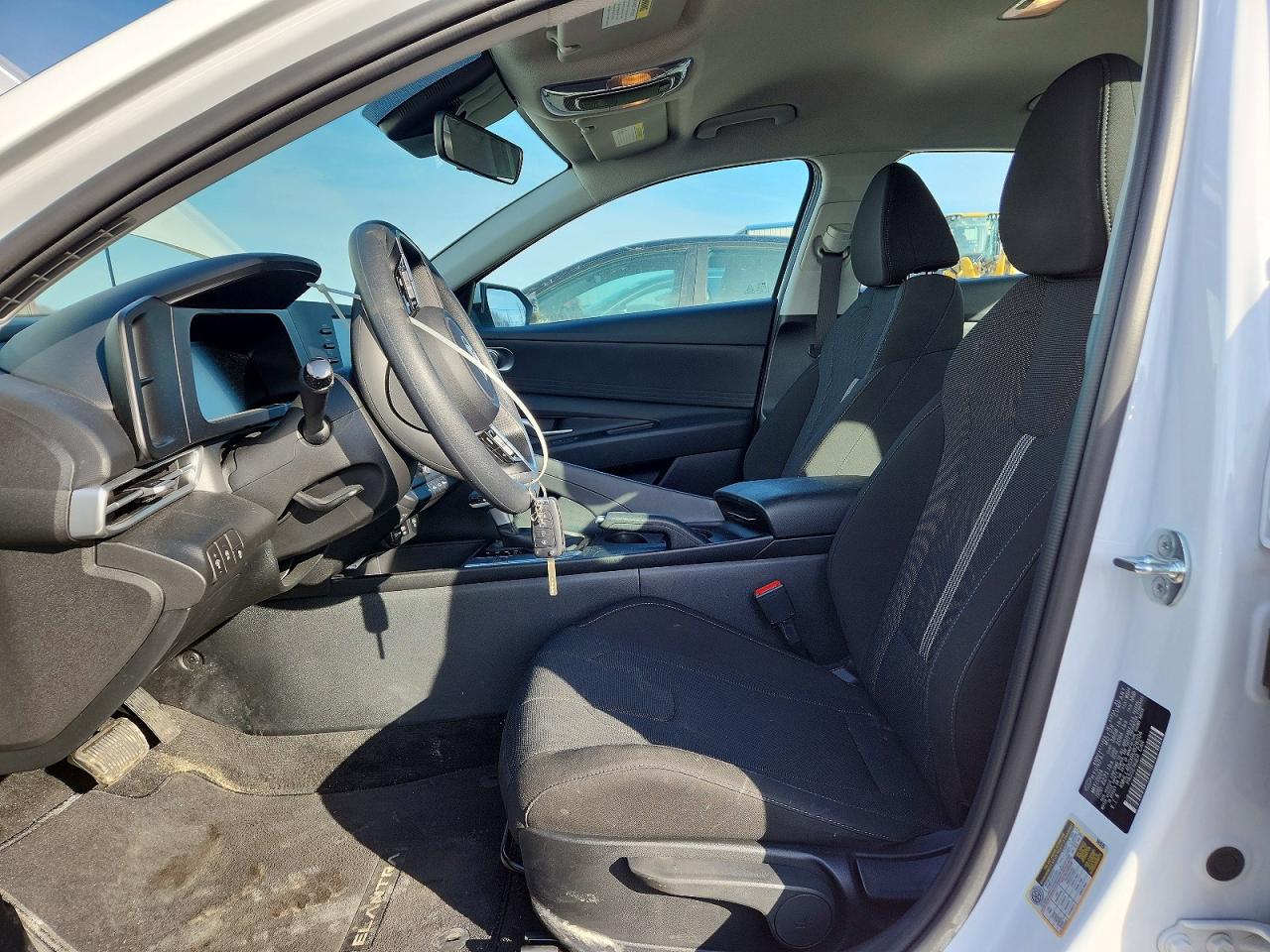2024 HYUNDAI ELANTRA SE photo 13