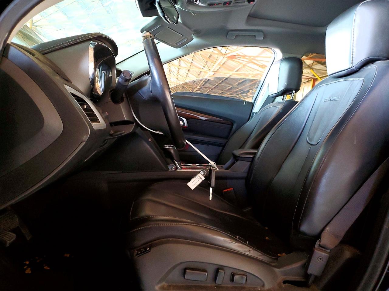 2017 GMC TERRAIN DENALI photo 19