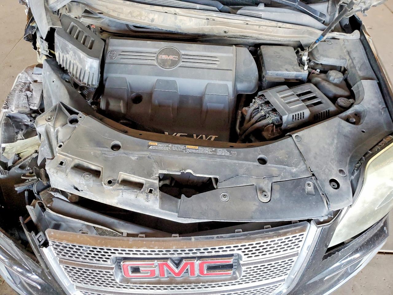 2017 GMC TERRAIN DENALI photo 31