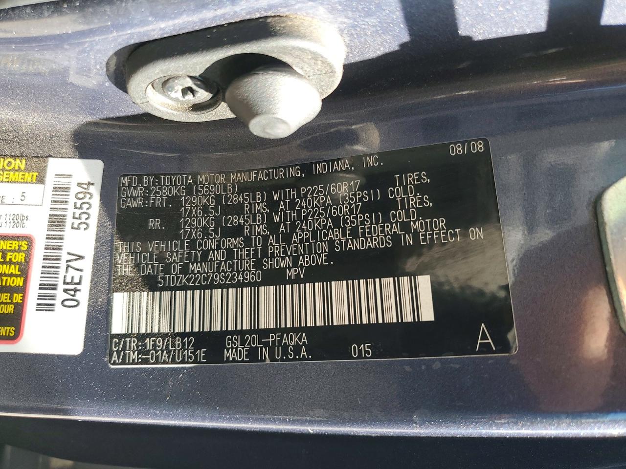 2009 TOYOTA SIENNA XLE photo 25