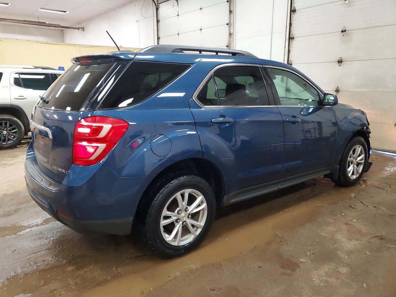 2016 CHEVROLET EQUINOX LT photo 3