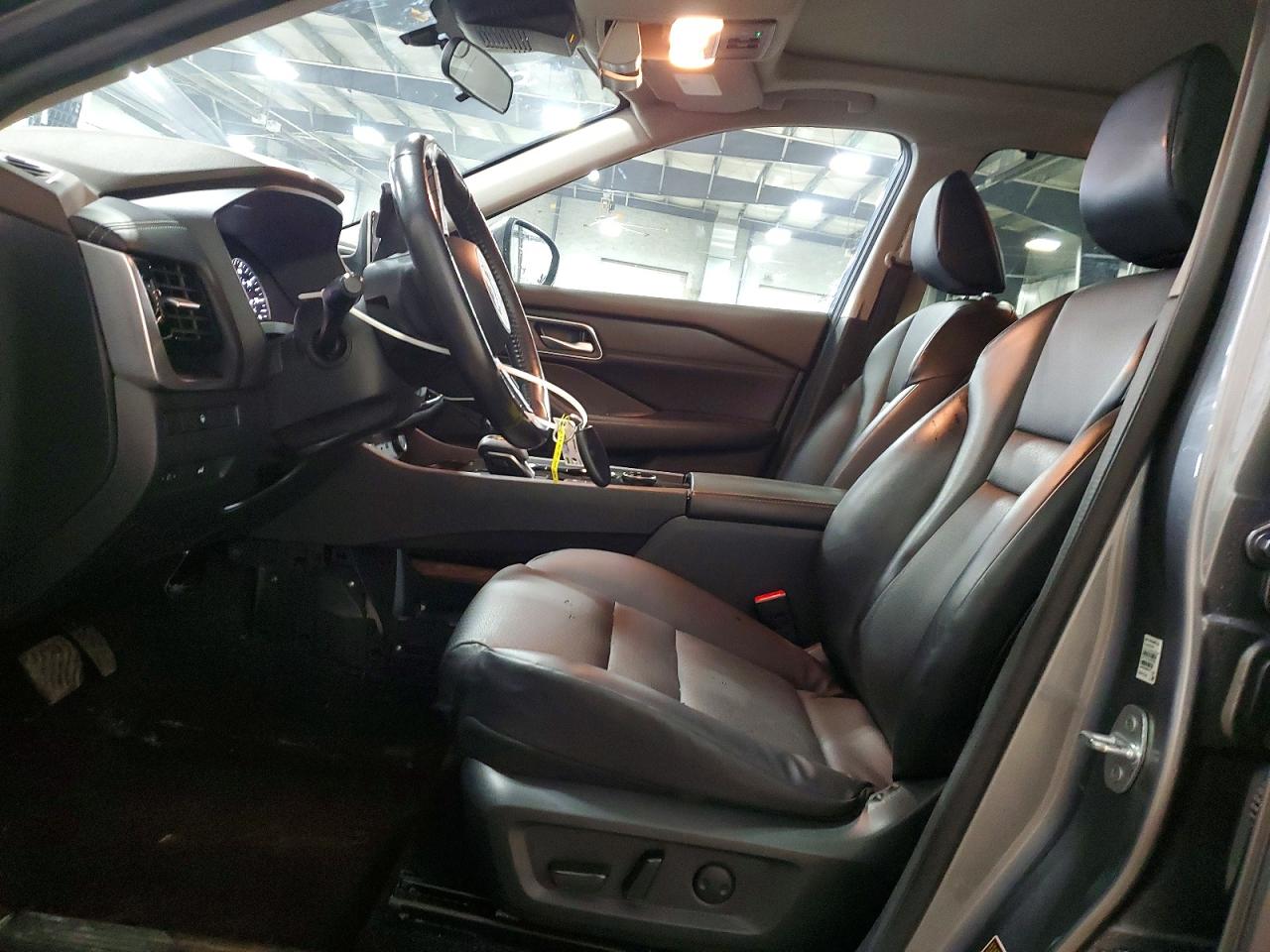 2021 NISSAN ROGUE SV photo 13