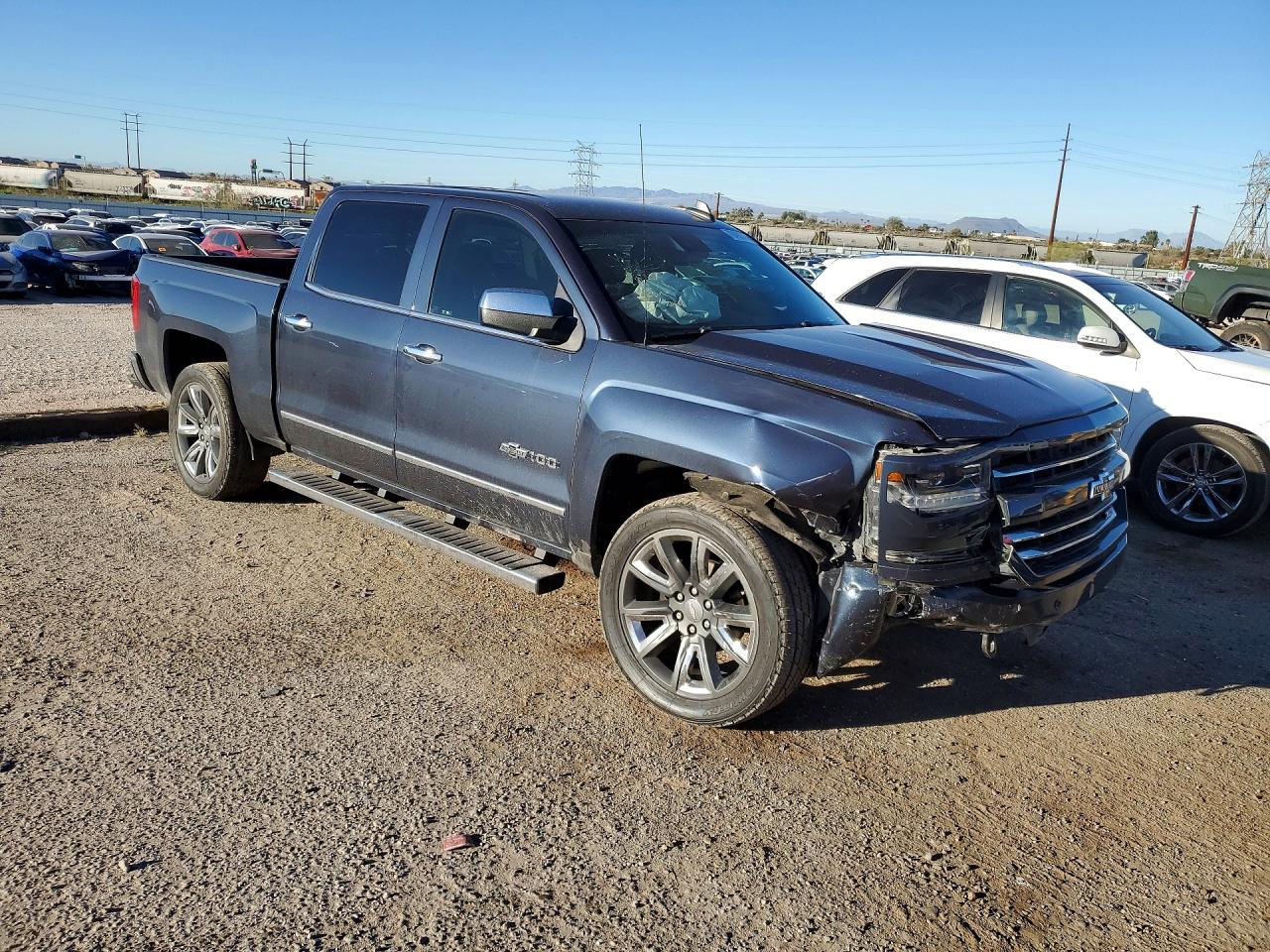 2018 CHEVROLET SILVERADO K1500 LTZ photo 4