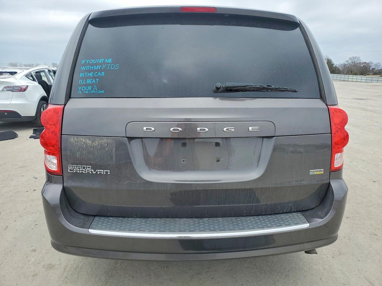 2015 DODGE GRAND CARAVAN SE photo 11
