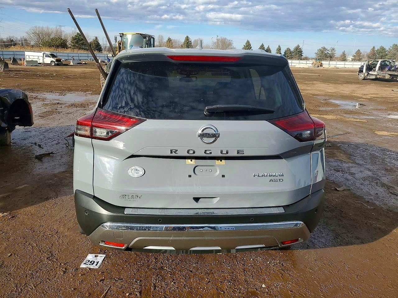 2021 NISSAN ROGUE PLATINUM photo 6