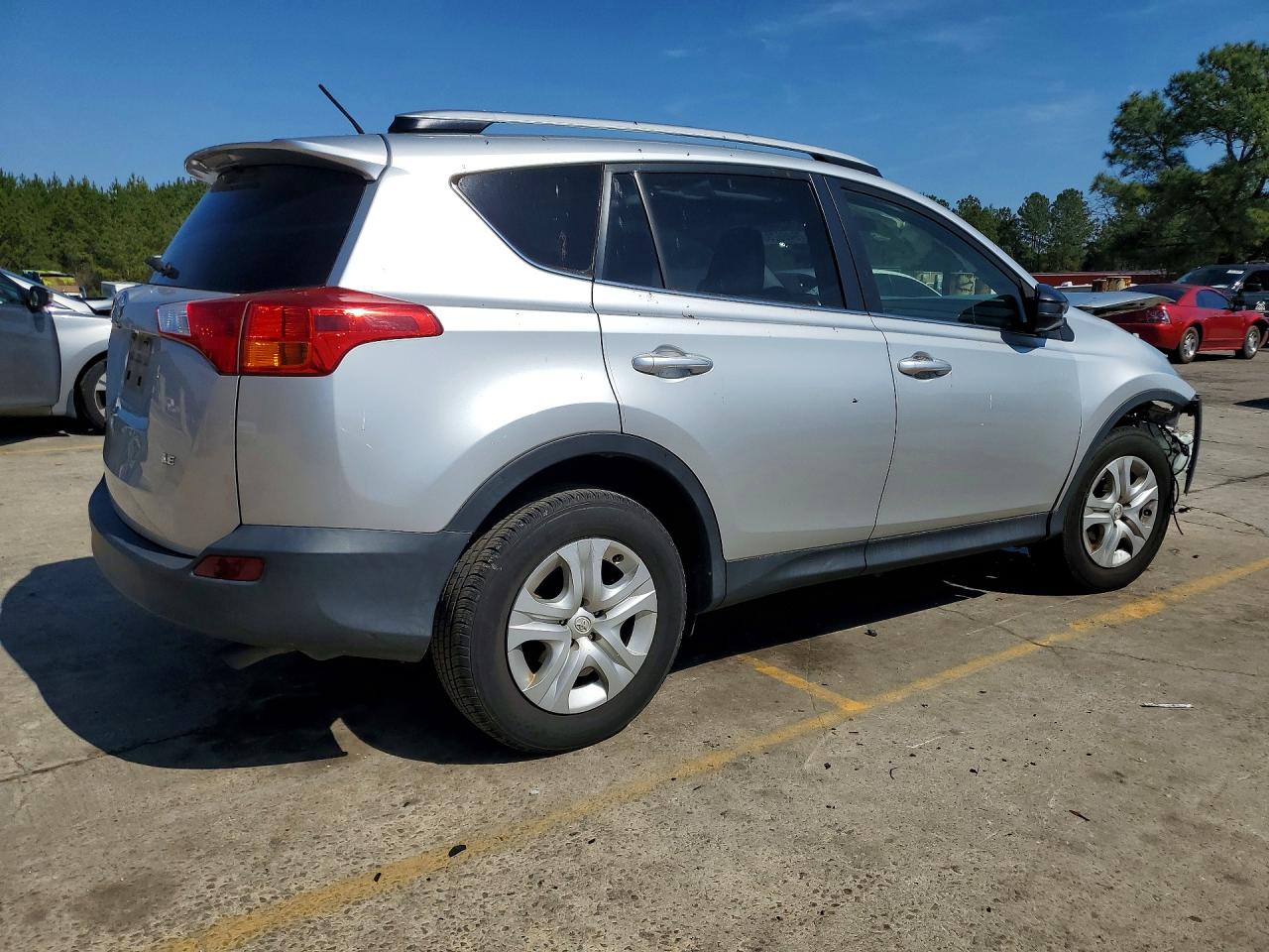 2014 TOYOTA RAV4 LE photo 5
