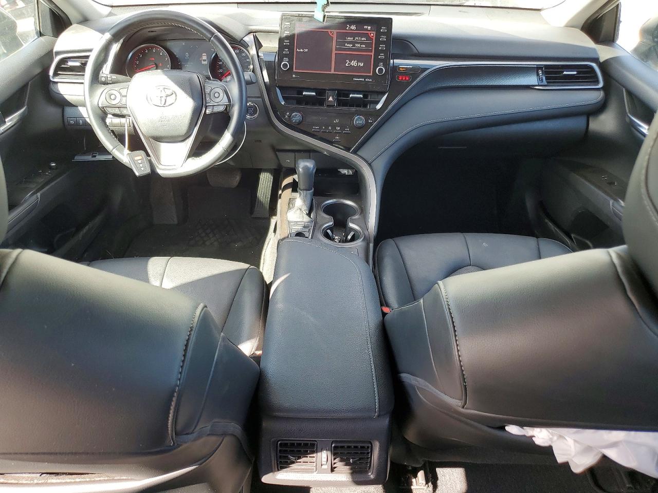 2022 TOYOTA CAMRY XSE photo 8