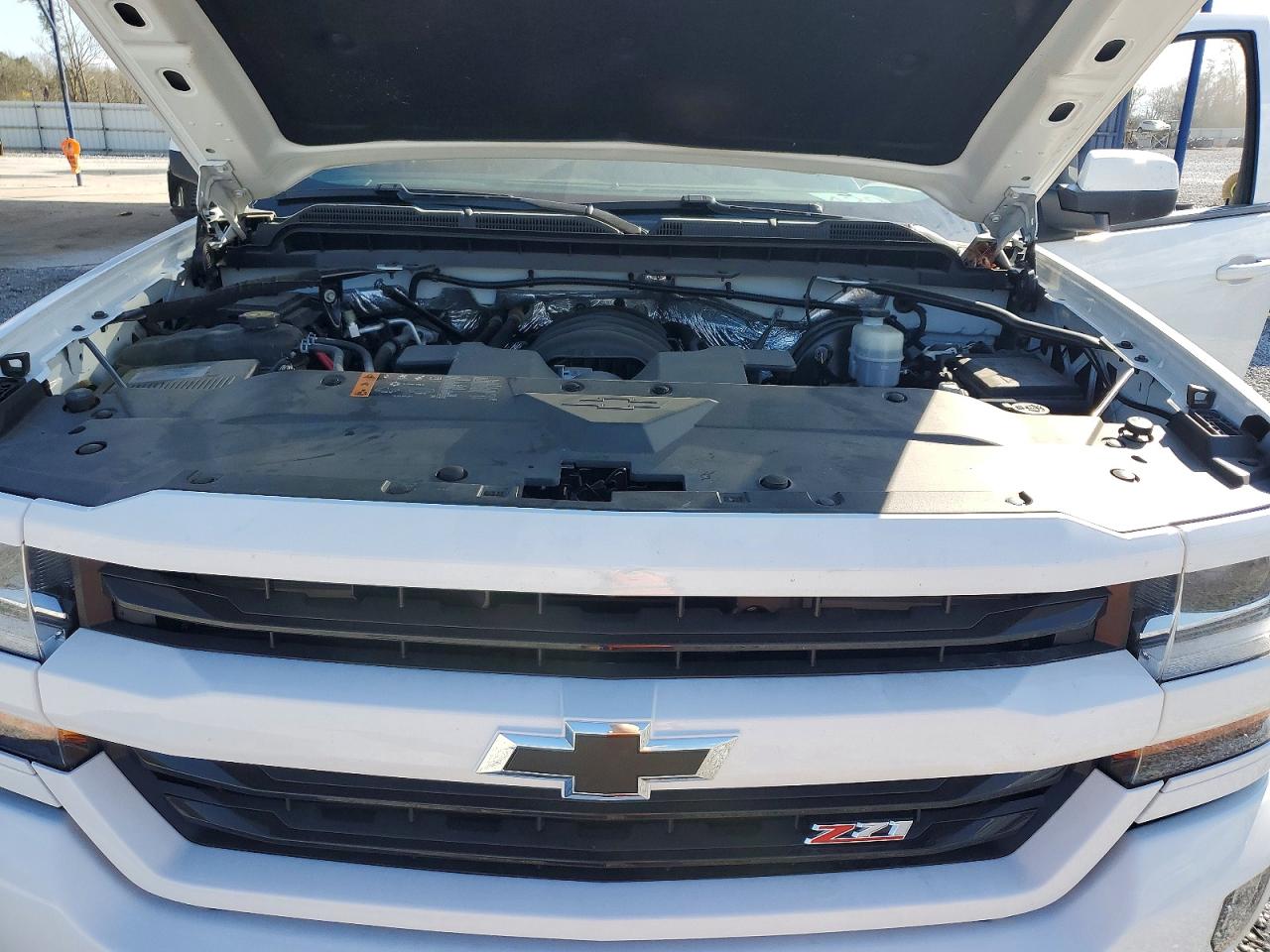 2017 CHEVROLET SILVERADO K1500 LT photo 31