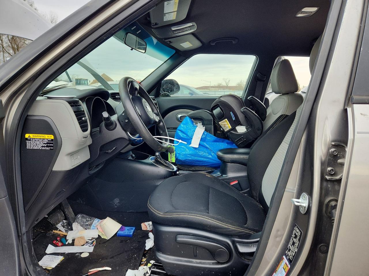 2015 KIA SOUL + photo 19