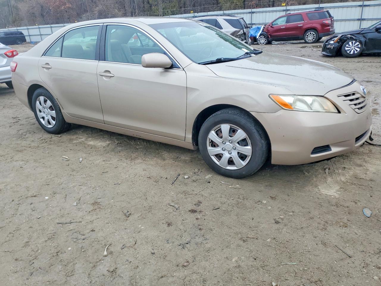 2007 TOYOTA CAMRY LE photo 4