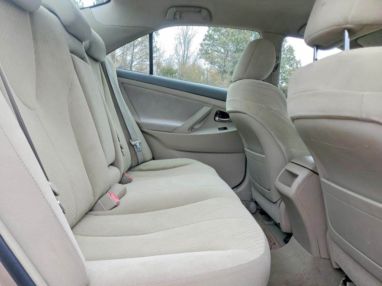 2007 TOYOTA CAMRY LE photo 10