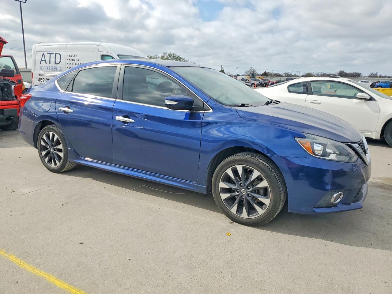 2016 NISSAN SENTRA SR photo 4