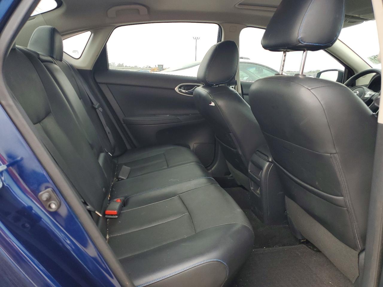 2016 NISSAN SENTRA SR photo 10