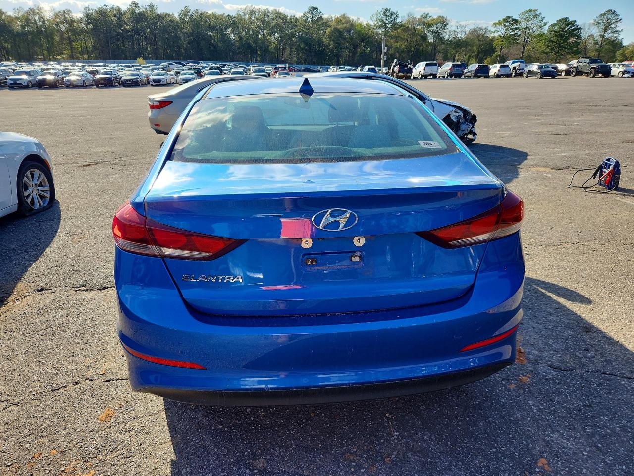 2017 HYUNDAI ELANTRA SE photo 16