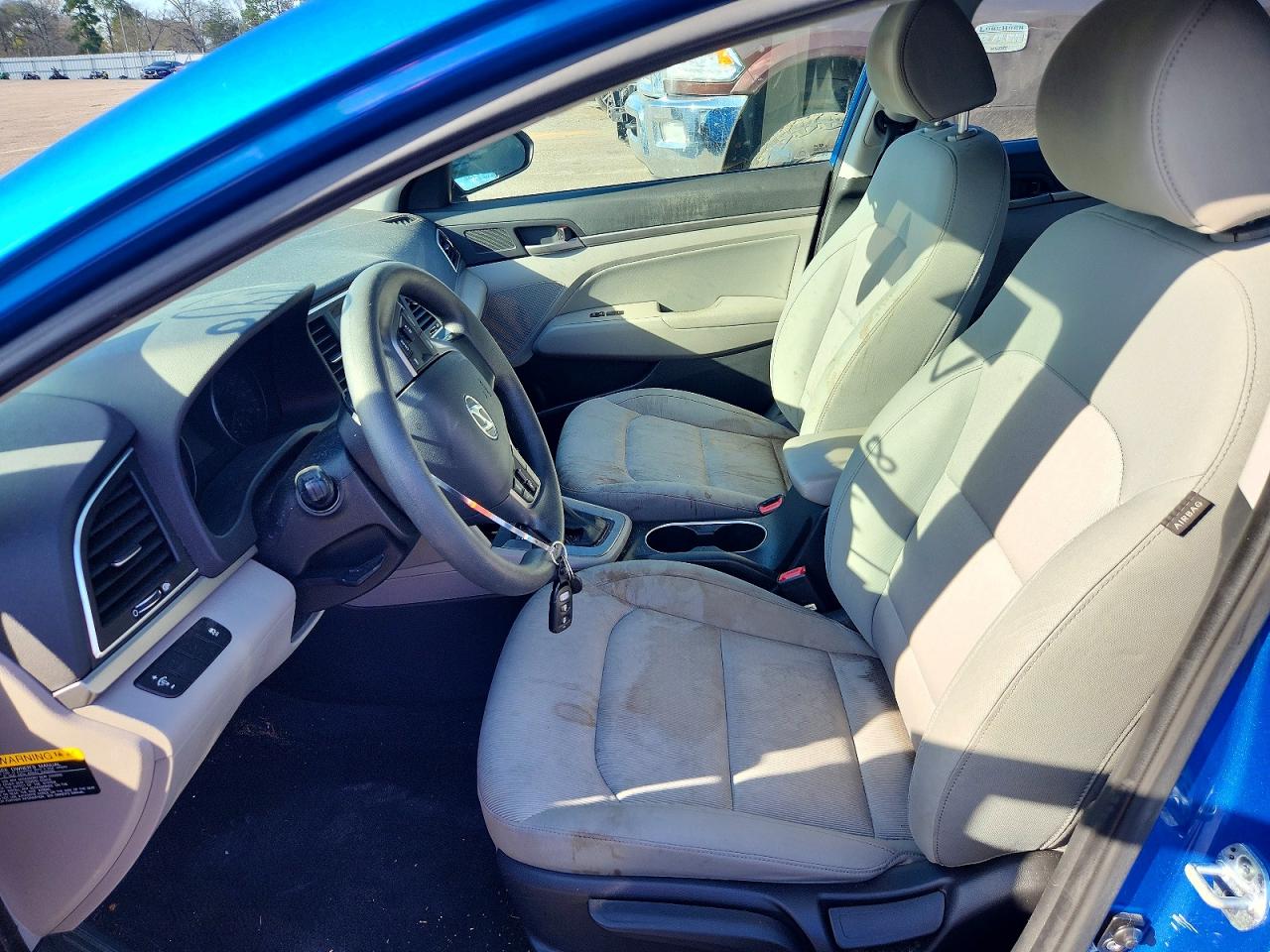 2017 HYUNDAI ELANTRA SE photo 19