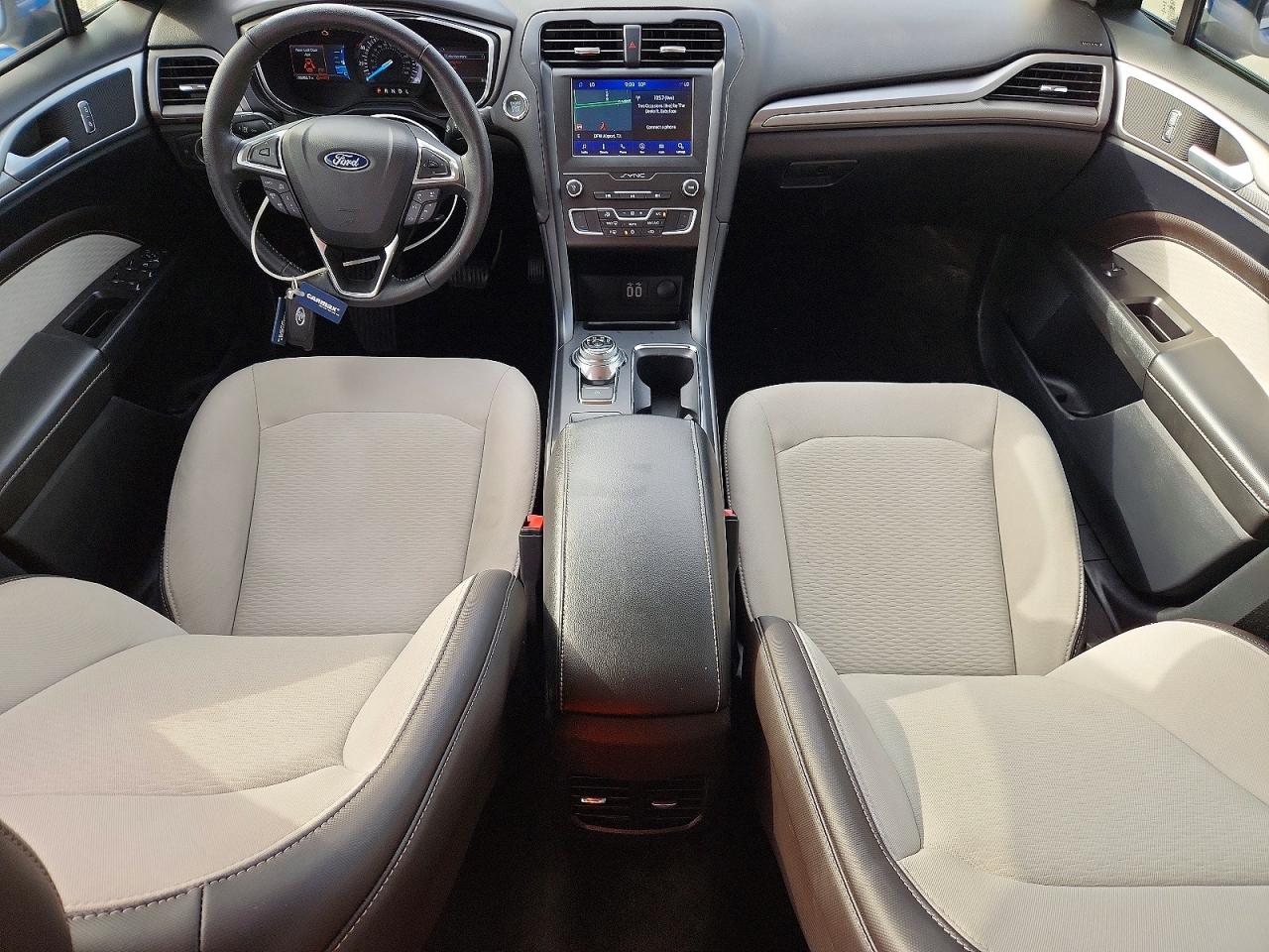 2020 FORD FUSION SE photo 8
