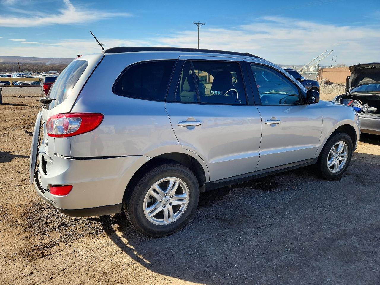 2010 HYUNDAI SANTA FE GLS photo 3