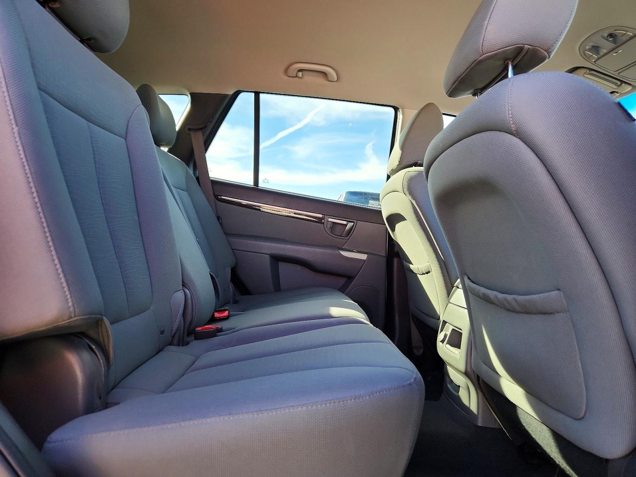 2010 HYUNDAI SANTA FE GLS photo 10